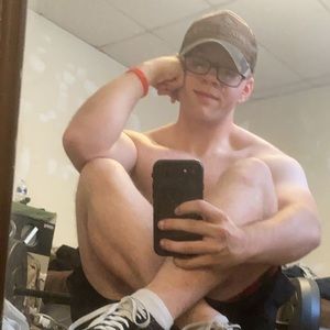 Meet your Posher, Devin